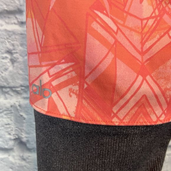ALO Yoga Goddess Leggings Women Orange‎ Geometric Print Gray Ribbed Sz Medium - Picture 6 of 14